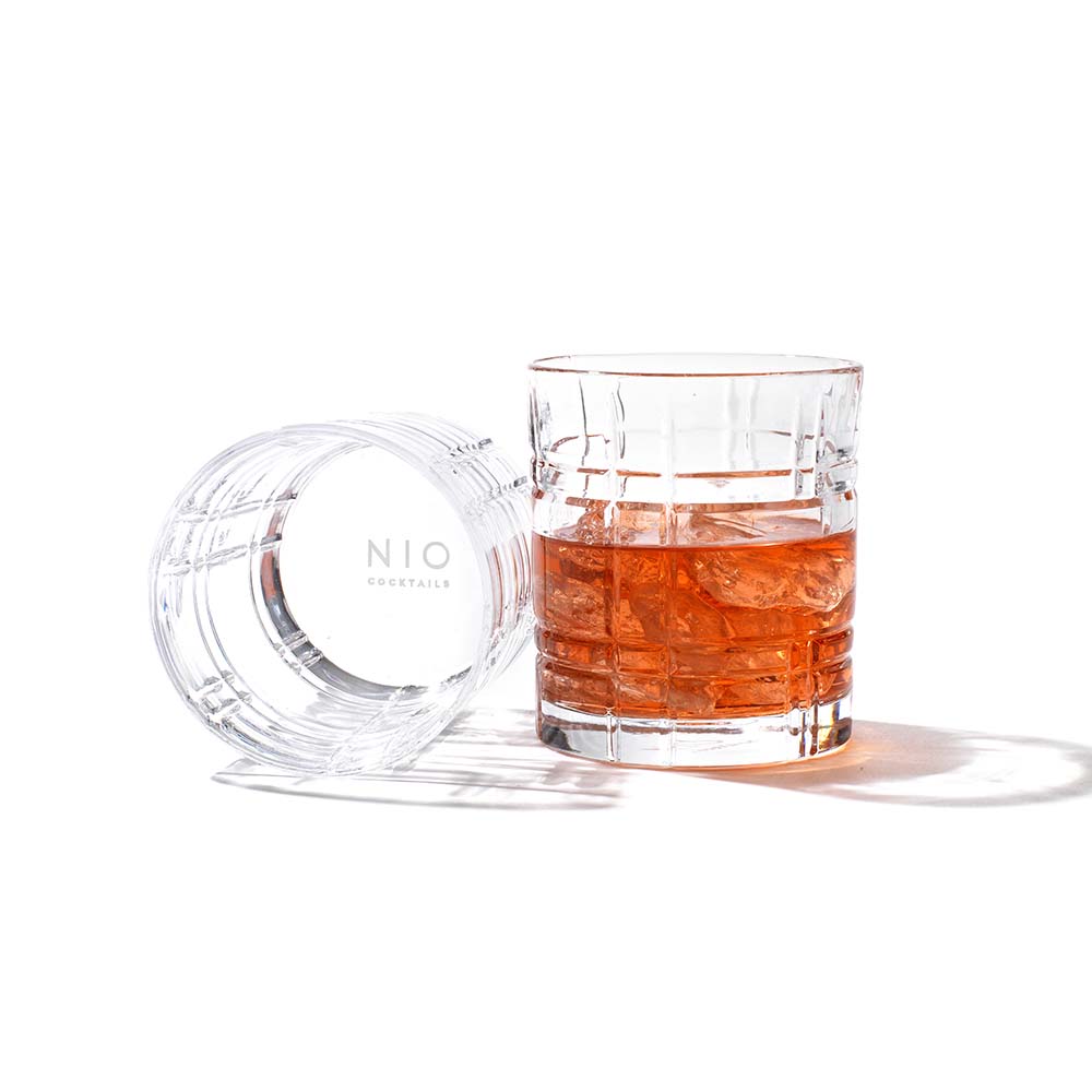 2 x NIO Tumbler aus geschliffenem Glas